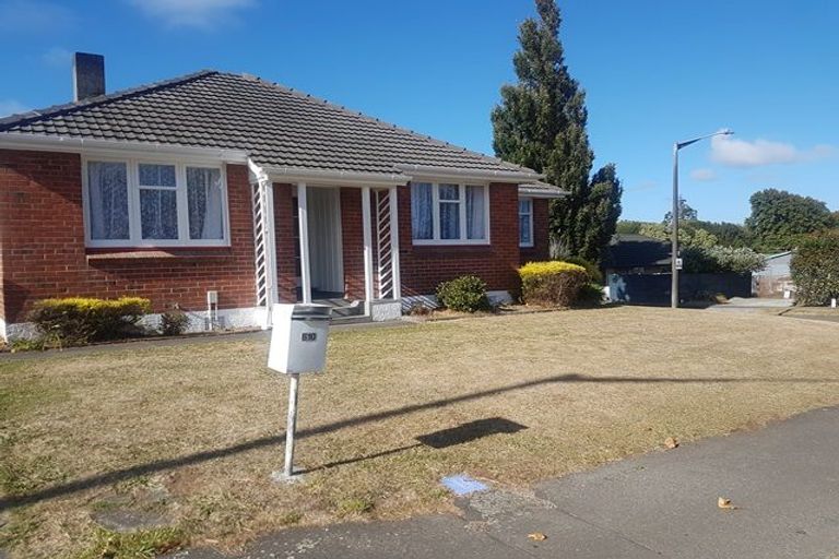 Photo of property in 610 Featherston Street, Roslyn, Palmerston North, 4414
