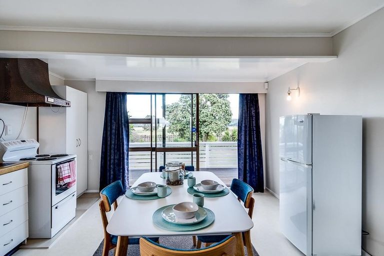 Photo of property in 97 The Esplanade, Westshore, Napier, 4110