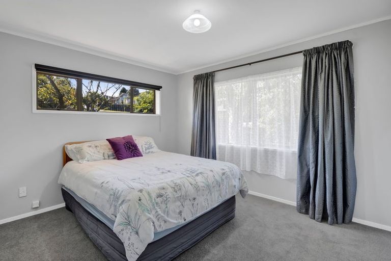 Photo of property in 87 Heta Road, Highlands Park, New Plymouth, 4312