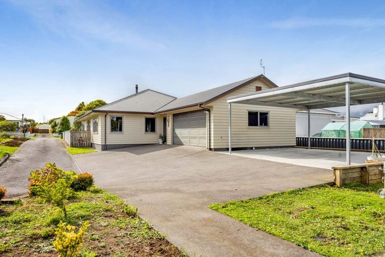 Photo of property in 13 Craig Street, Stratford, 4332