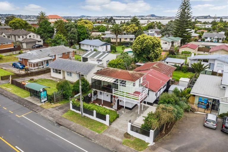 Photo of property in 1/93 Coronation Road, Mangere Bridge, Auckland, 2022