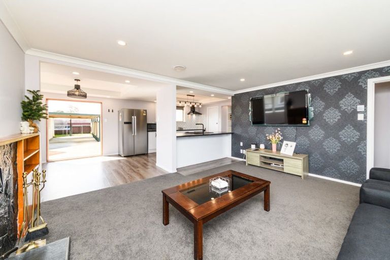 Photo of property in 27 Aspiring Avenue, Milson, Palmerston North, 4414