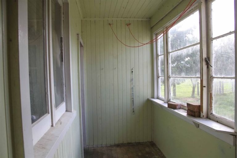 Photo of property in 17 Settlement Road, Papatotara, Tuatapere, 9691