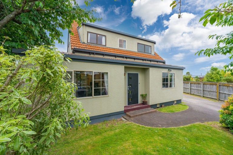 Photo of property in 8 Kew Place, Richmond Heights, Taupo, 3330