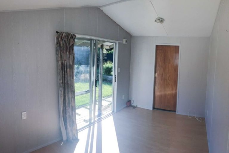 Photo of property in 12a Naenae Road, Naenae, Lower Hutt, 5011