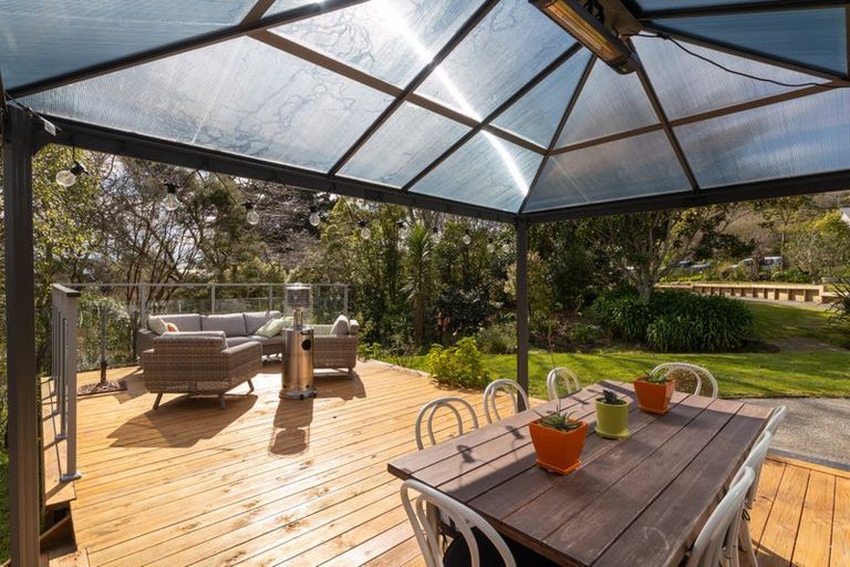 Photo of property in 6 Polson Hill Drive, Aokautere, Palmerston North, 4471