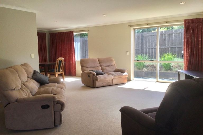 Photo of property in 258b Te Atatu Road, Te Atatu South, Auckland, 0610