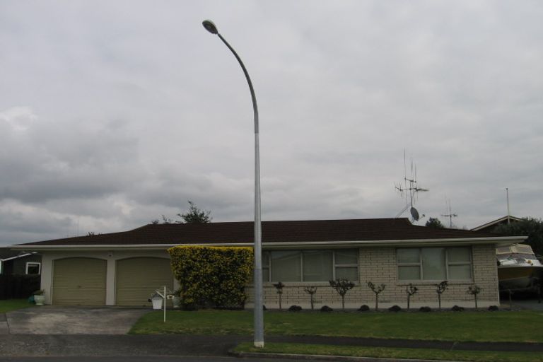 Photo of property in 18 Cedar Grove, Matua, Tauranga, 3110