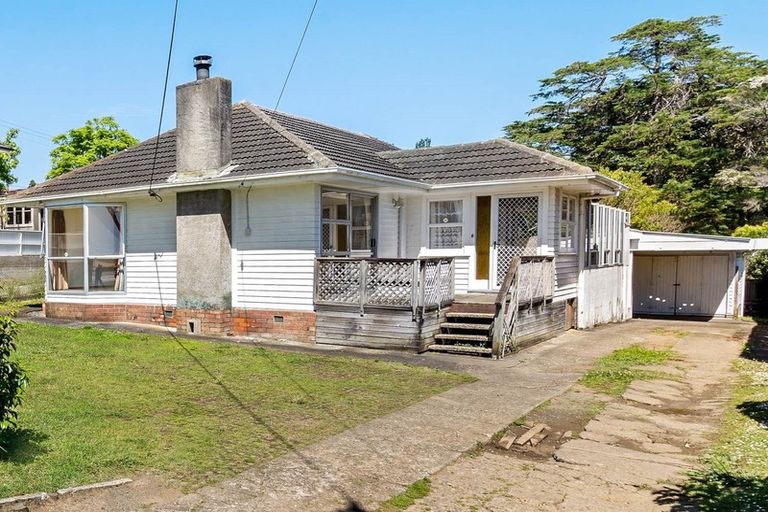 Photo of property in 3 Henderson Valley Road, Henderson, Auckland, 0612