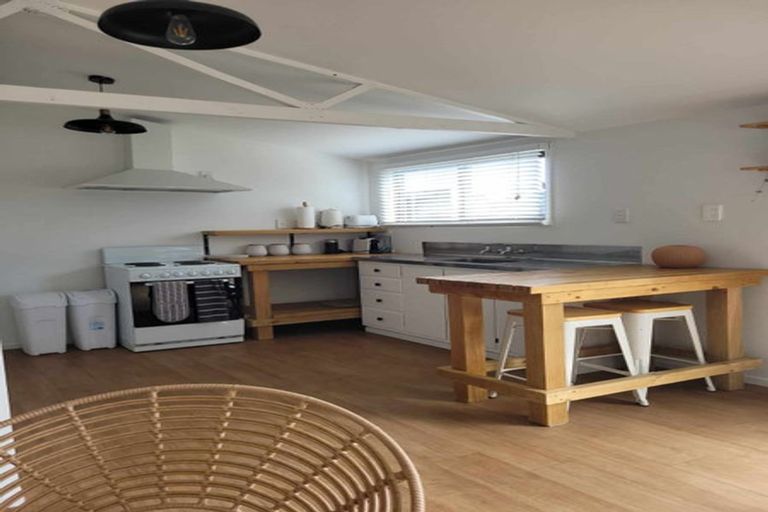 Photo of property in 94a Simpson Road, Papamoa Beach, Papamoa, 3118