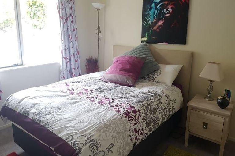 Photo of property in 27 Villa Grove, Paraparaumu, 5032