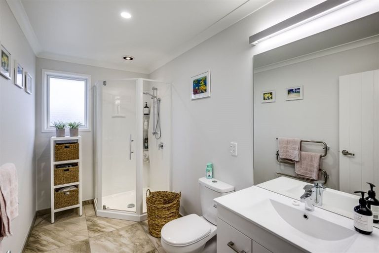 Photo of property in 27 Aparima Place, Awatoto, Napier, 4110