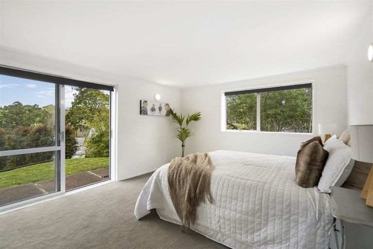 Photo of property in 19 Agincourt Street, Glenfield, Auckland, 0629
