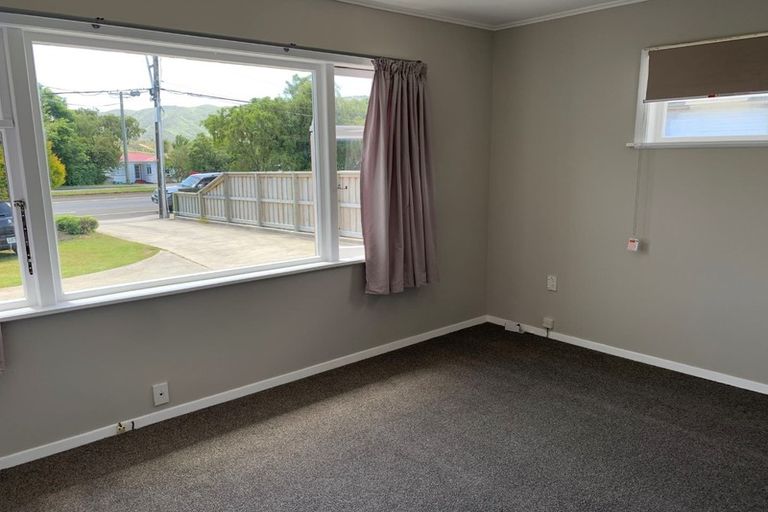 Photo of property in 1/173 Wainuiomata Road, Wainuiomata, Lower Hutt, 5014