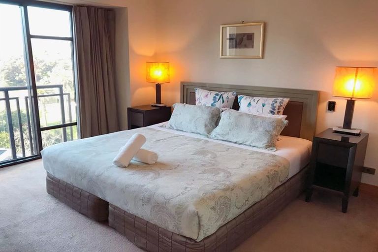 Photo of property in 1 Lion Place, Papamoa, 3118