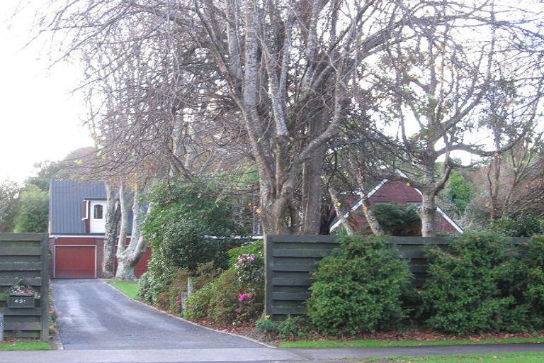 Photo of property in 451 Te Moana Road, Waikanae, 5036