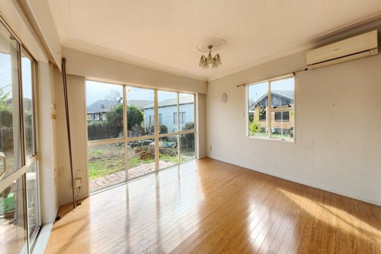Photo of property in 34 Regent Street, Papatoetoe, Auckland, 2025