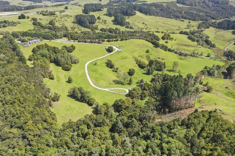 Photo of property in 32 Dykin Road, Kaingaroa, Kaitaia, 0482