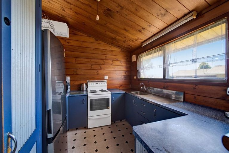 Photo of property in 16d Trimble Place, Bell Block, New Plymouth, 4312