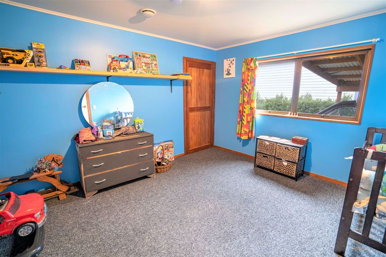 Photo of property in 5 Katrine Street, Otautau, 9610