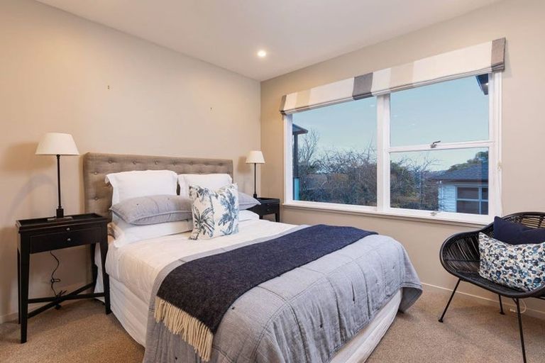 Photo of property in 52 Fordyce Avenue, Sunnyhills, Auckland, 2010