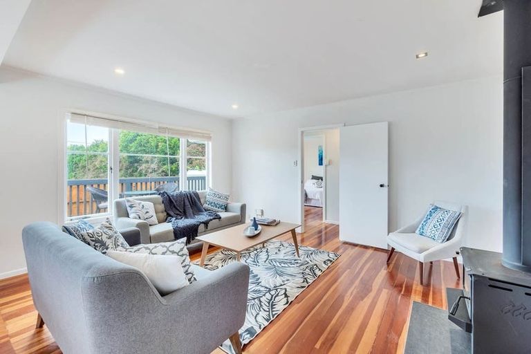 Photo of property in 9c Edwards Avenue, Henderson, Auckland, 0610