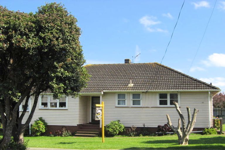 Photo of property in 26 Maire Street, Gonville, Whanganui, 4501