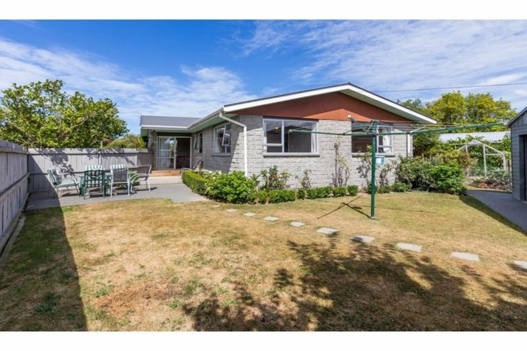 Photo of property in 1 Rowse Street, Rangiora, 7400