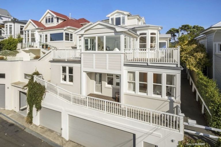 Photo of property in 18 Central Terrace, Kelburn, Wellington, 6012