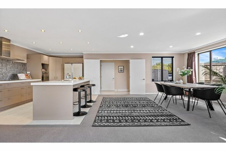 Photo of property in 42a Santa Rosa Avenue, Halswell, Christchurch, 8025