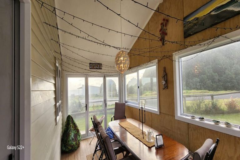 Photo of property in 1 Point Road, Mokau, 4376