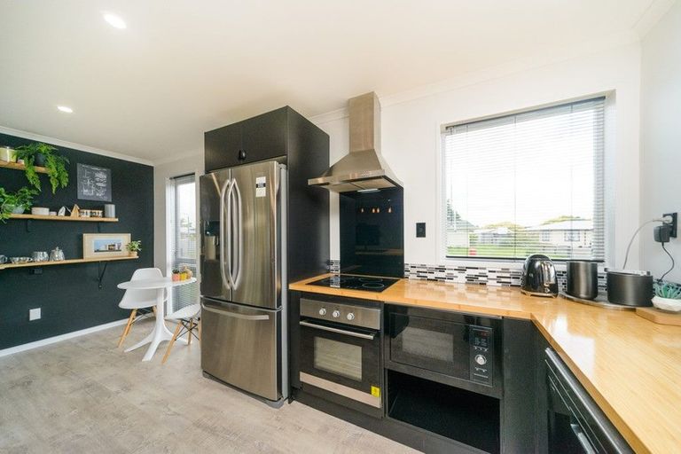 Photo of property in 73 Havelock Avenue, Westbrook, Palmerston North, 4412