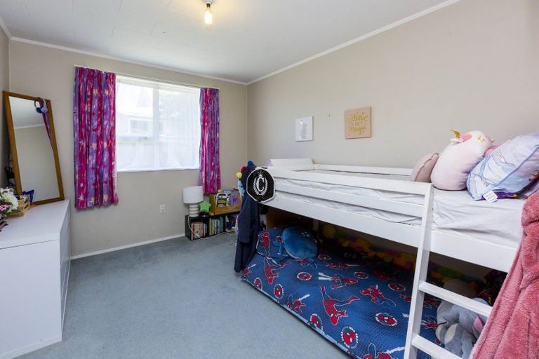 Photo of property in 83 Norana Road, Timberlea, Upper Hutt, 5018