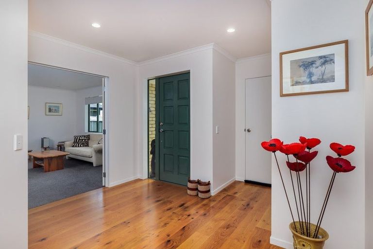 Photo of property in 11 Kilountain Place, Kerikeri, 0230