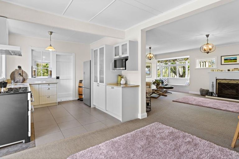 Photo of property in 91 Jellicoe Street, Martinborough, 5711