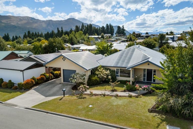 Photo of property in 31 Ragan Lane, Wanaka, 9305