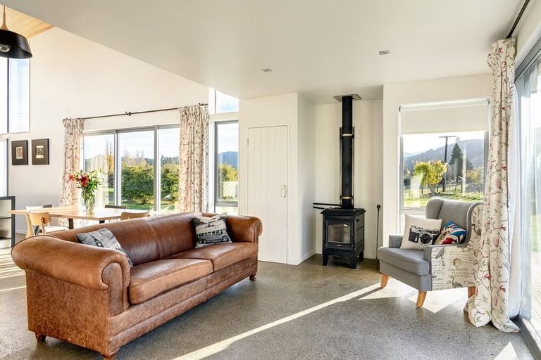 Photo of property in 973 Thorpe-orinoco Road, Thorpe, Wakefield, 7096