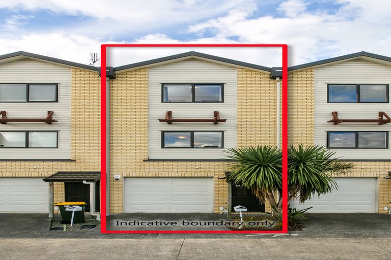 Photo of property in St Claire Village, 76/172 Mcleod Road, Te Atatu South, Auckland, 0610