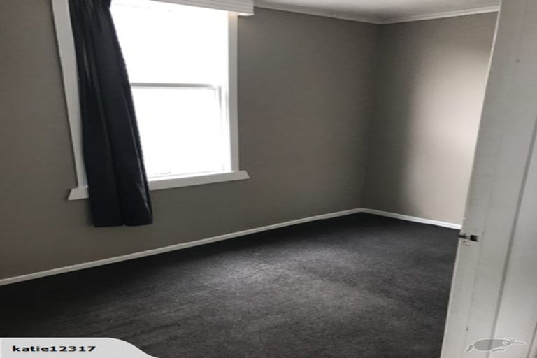 Photo of property in 68-70 Pirie Street, Mount Victoria, Wellington, 6011