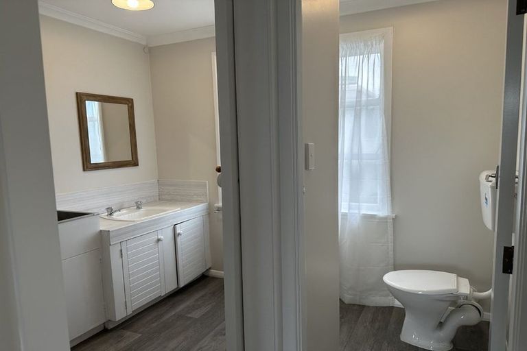 Photo of property in 17 Iti Street, Otaki, 5512