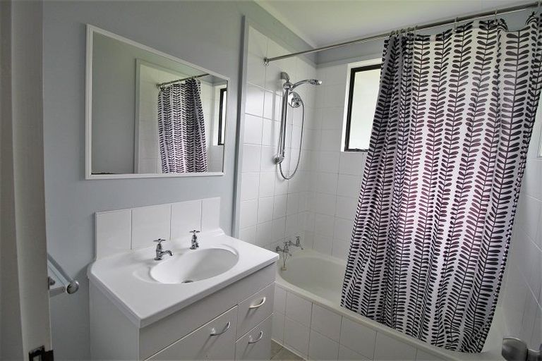 Photo of property in 42 Lindsay Crescent, Nawton, Hamilton, 3200