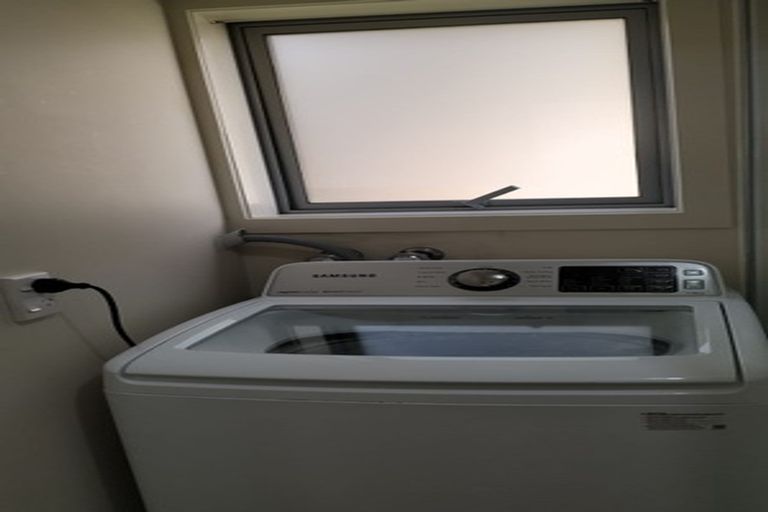 Photo of property in 27b Stott Avenue, Birkdale, Auckland, 0626