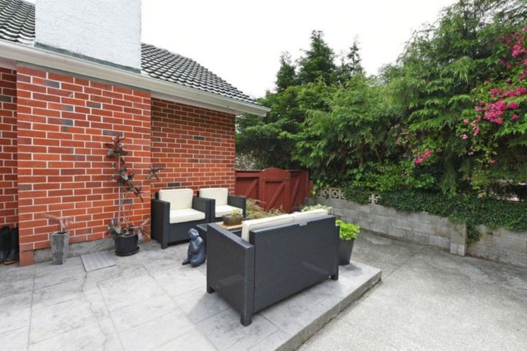 Photo of property in 99 Manuka Street, Stokes Valley, Lower Hutt, 5019