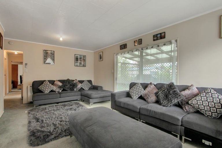 Photo of property in 9 Augustus Earle Place, Pukehangi, Rotorua, 3015