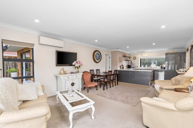 Photo of property in 14c Weiti Road, Orewa, 0931