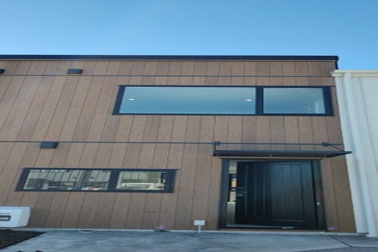 Photo of property in 8 Doug Jensen Street, Wallaceville, Upper Hutt, 5018