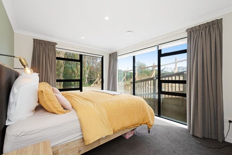 Photo of property in 44 Morere Street, Titahi Bay, Porirua, 5022