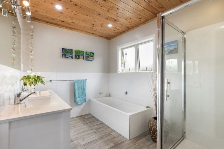 Photo of property in 1513b Kaiaua Road, Mangatangi, Pokeno, 2473