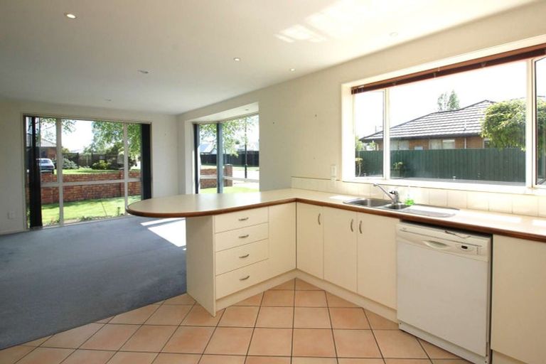 Photo of property in 17 Durrell Way, Rolleston, 7614