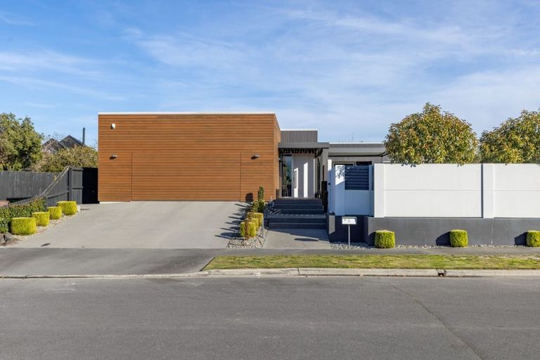 Photo of property in 11 Saint Pauls Place, Burwood, Christchurch, 8083
